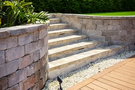 backyard retaining wall and steps 