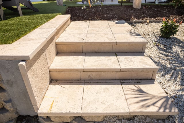 paver steps retaining wall